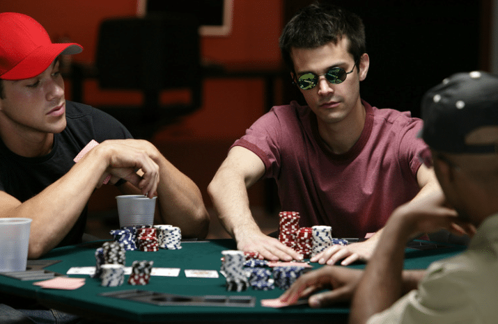 gian lận trong poker và cách nhận biết